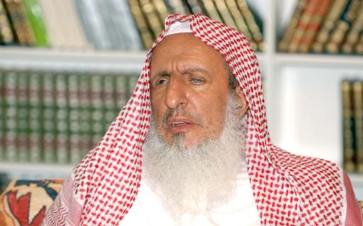 عبد العزيز آل الشيخ